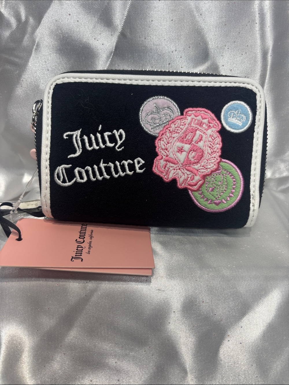 NWT Juicy Couture Black Zip Card Holder with Pastel Embroidered Patches